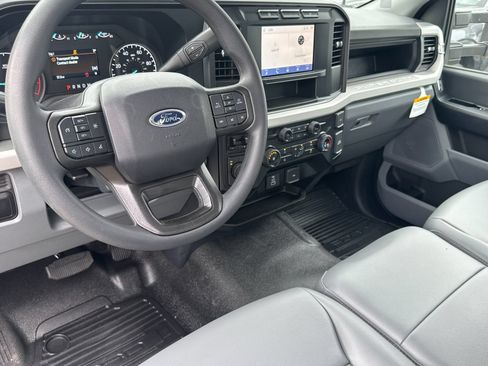New 2024 Ford F550 4x4 Regular Cab Super Duty image 13