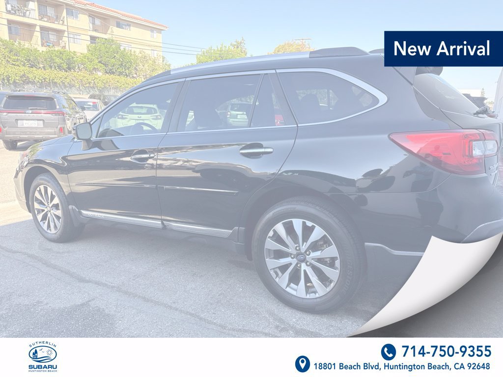 Used 2018 Subaru Outback 3.6R Touring AWD/4WD image 2