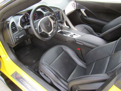 Used 2019 Chevrolet Corvette Grand Sport image 10