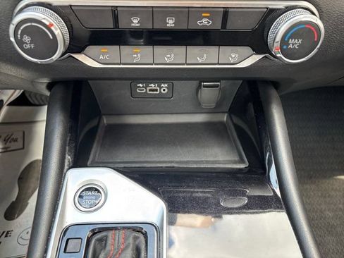Used 2024 Nissan Altima 2.5 SR FWD image 26