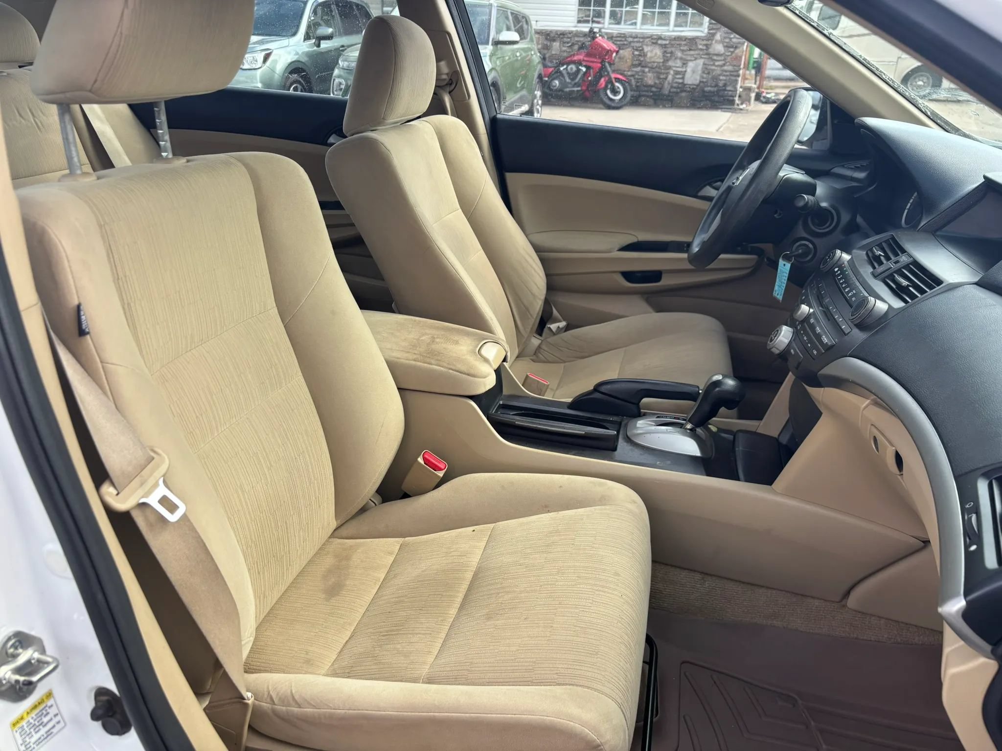 Used 2012 Honda Accord LX image 21