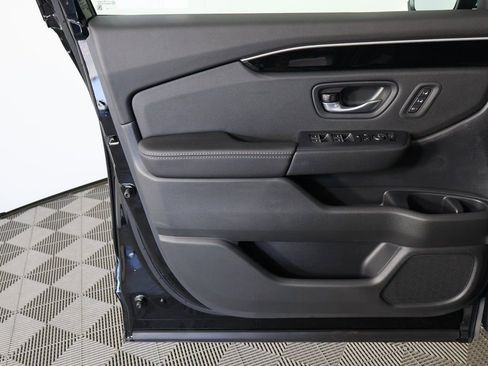 New 2026 Honda Pilot EX-L image 8