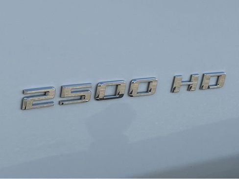 Certified 2025 Chevrolet Silverado 2500 LT w/ Convenience Package image 17