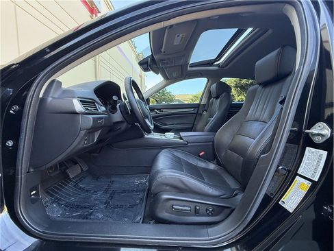 Used 2019 Honda Accord EX-L image 10