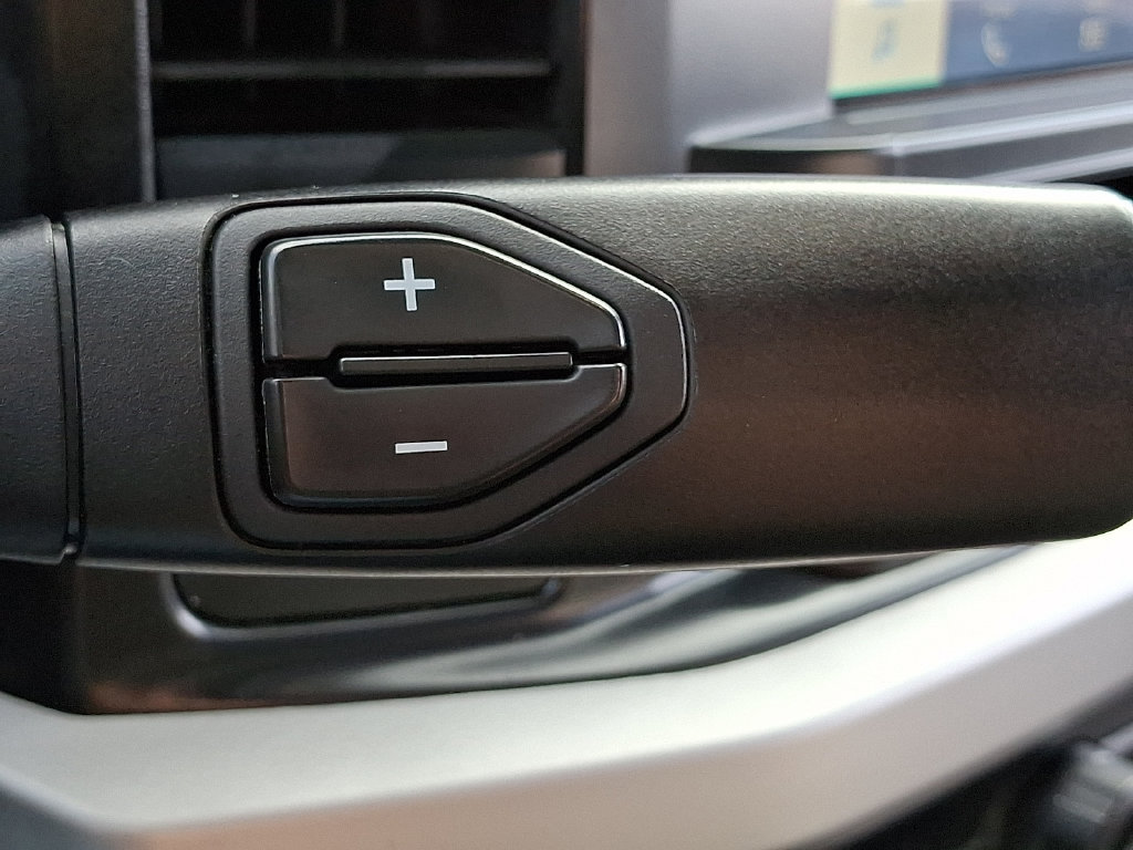 Used 2025 Ford F450 XLT w/ 360-Degree Camera Package AWD/4WD image 14