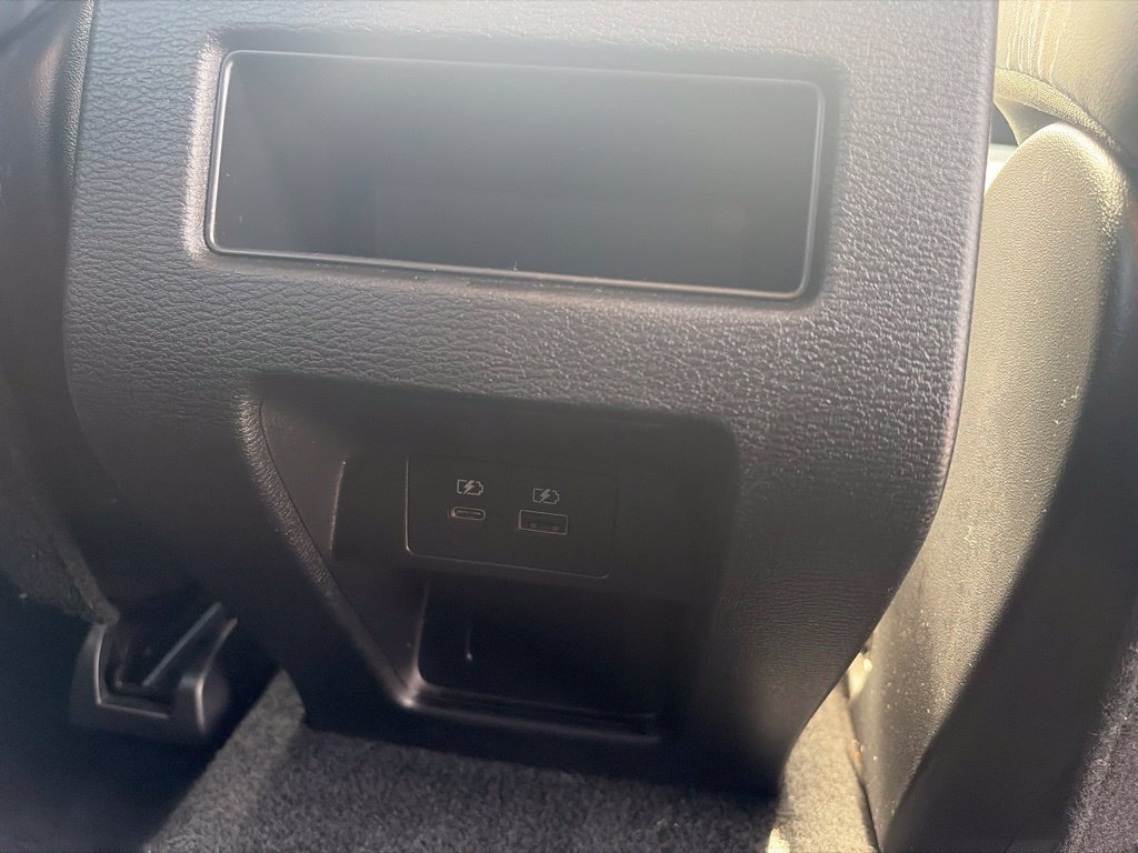 Used 2024 Mitsubishi Outlander SE FWD image 15
