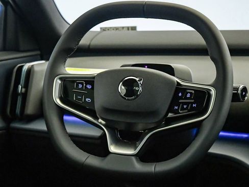 New 2026 Volvo EX30 Plus w/ Protection Package Premier image 13