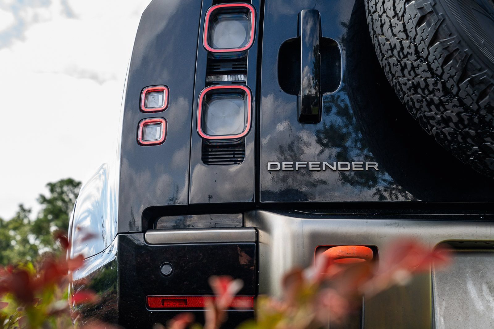Used 2021 Land Rover Defender 110 X AWD/4WD image 8