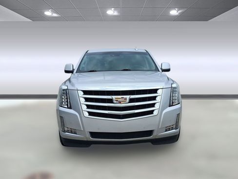 Used 2016 Cadillac Escalade ESV Luxury image 6
