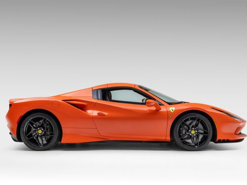 Certified 2022 Ferrari F8 Tributo image 12