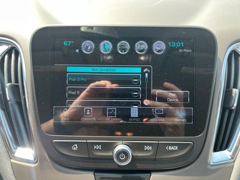 Used 2017 Chevrolet Malibu Hybrid w/ Driver Confidence Package image 21