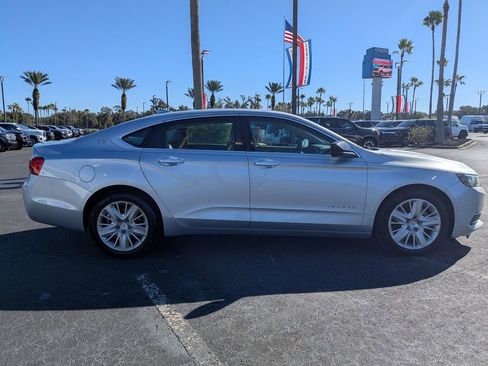 Used 2017 Chevrolet Impala LS image 3
