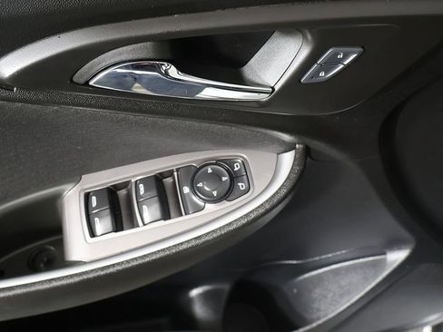 Used 2024 Chevrolet Malibu LT FWD image 30