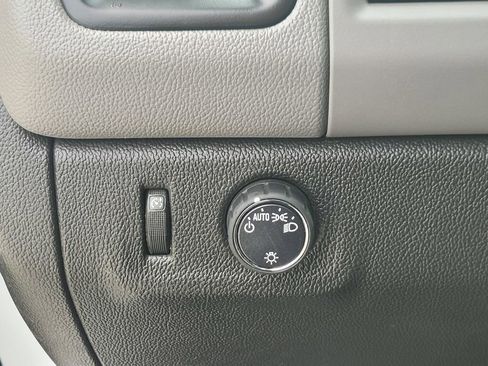 Used 2018 Chevrolet Colorado W/T w/ WT Convenience Package image 27