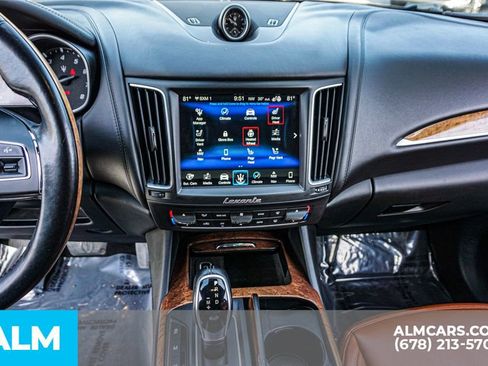 Used 2018 Maserati Levante GranLusso image 39