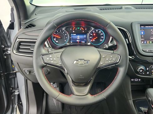 Used 2024 Chevrolet Equinox RS w/ LPO, Floor Liner Package FWD image 19
