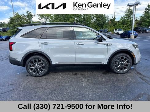 Used 2023 Kia Sorento X-Line EX AWD/4WD image 13