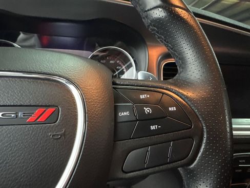 Used 2022 Dodge Charger SXT image 13