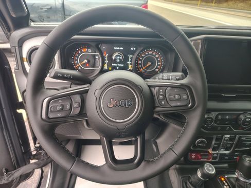 New 2026 Jeep Wrangler Unlimited Sport image 22
