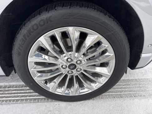 Certified 2024 Ford Edge Titanium w/ Titanium Elite Package image 21