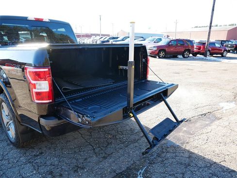 Used 2019 Ford F150 XLT w/ Equipment Group 302A Luxury image 9