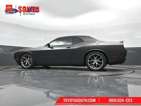 Used 2022 Dodge Challenger GT RWD image 37
