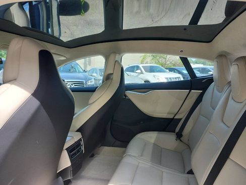 Used 2017 Tesla Model S 60 image 17