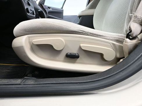 Used 2012 Chevrolet Impala LT FWD image 19