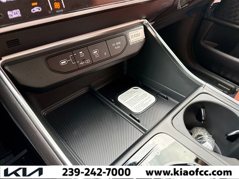 New 2026 Kia Carnival SX image 32