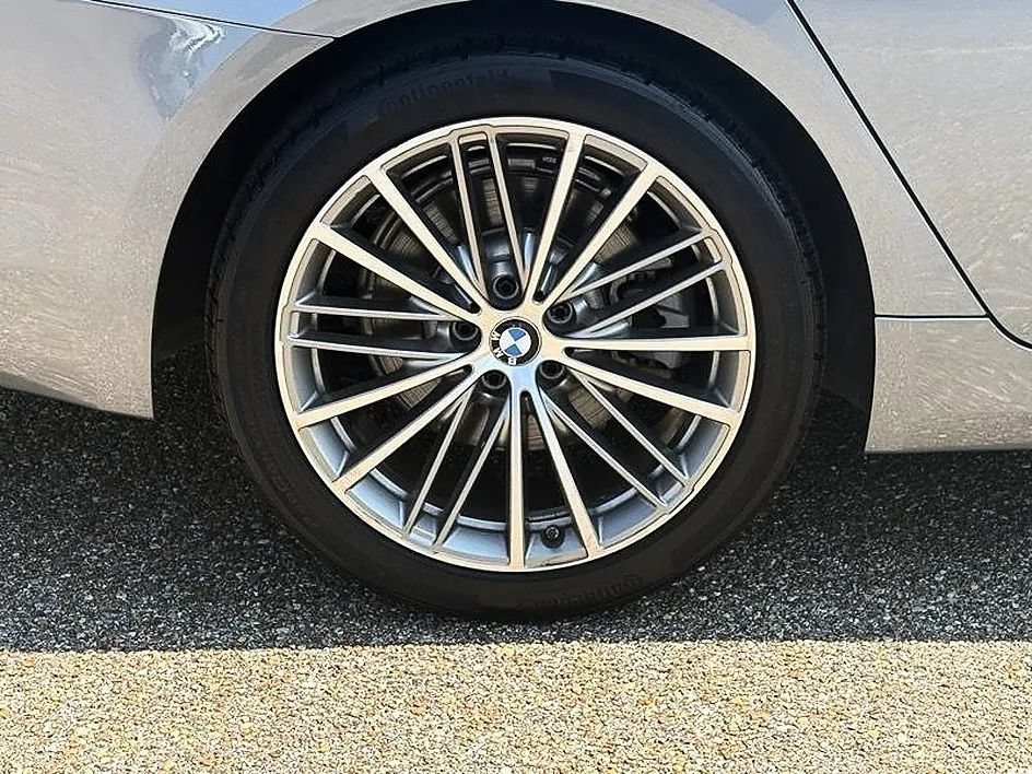 Used 2017 BMW 530i RWD image 48
