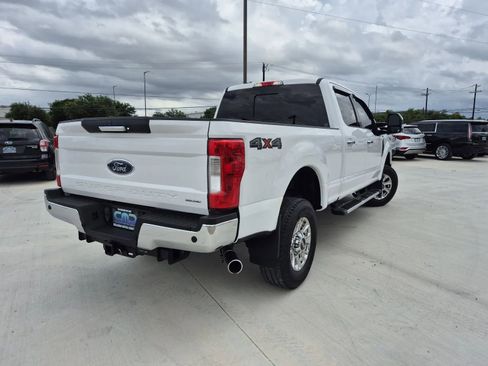 Used 2017 Ford F250 Lariat w/ Chrome Package AWD/4WD image 6