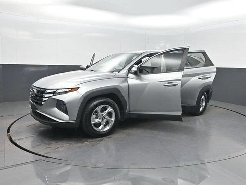 Used 2022 Hyundai Tucson SE image 40