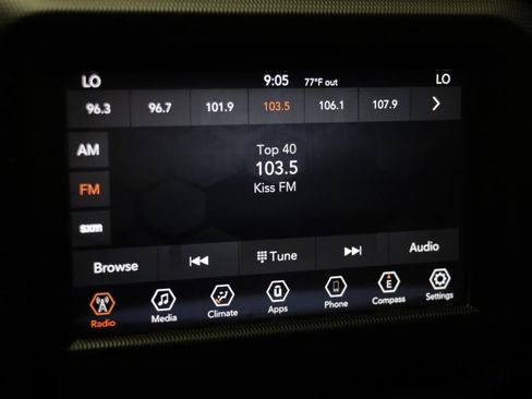 Used 2019 Jeep Wrangler Sport AWD/4WD image 9