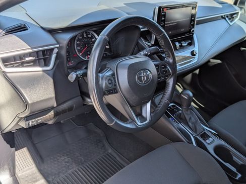 Used 2021 Toyota Corolla SE w/ SE Premium Package FWD image 14