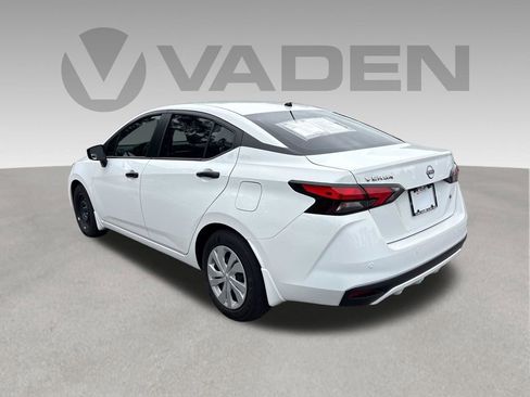 Used 2025 Nissan Versa S w/ Trunk Package FWD image 20