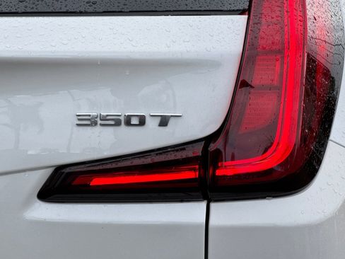 Used 2024 Cadillac XT4 Premium Luxury image 23