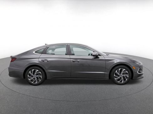 Used 2026 Hyundai Sonata Blue FWD image 10
