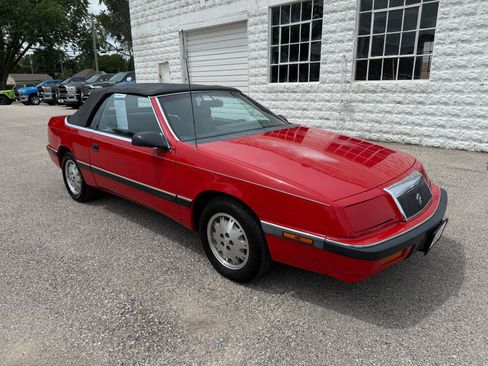 Used 1988 Chrysler LeBaron Convertible FWD image 3
