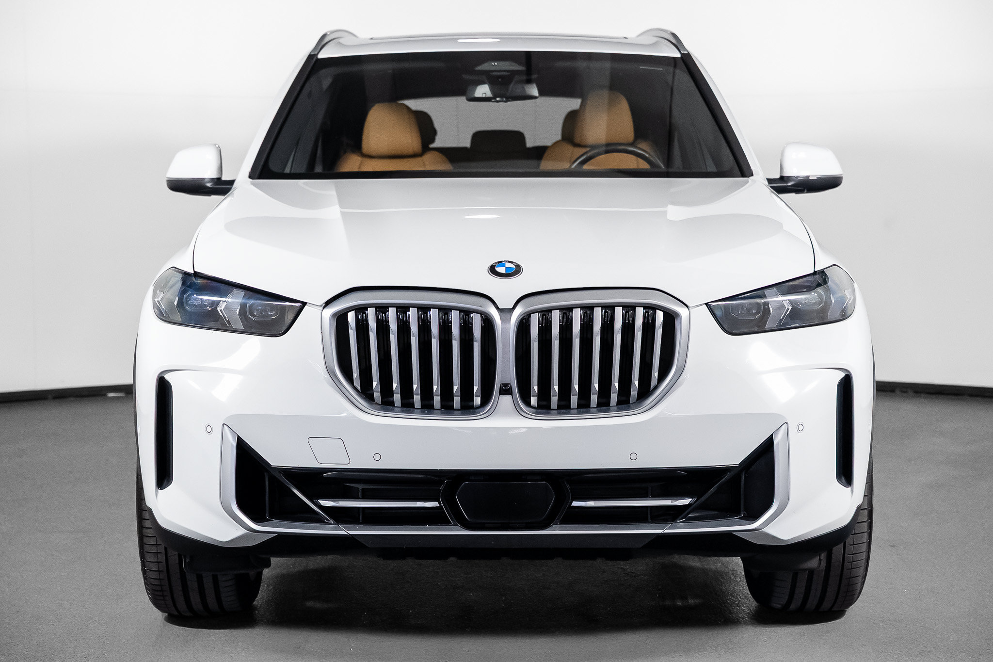 Used 2024 BMW X5 sDrive40i RWD image 4