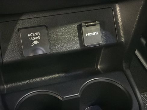 Used 2024 Toyota Sienna Limited AWD/4WD image 16
