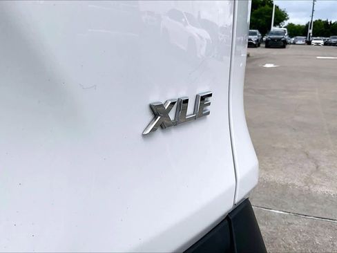 Used 2024 Toyota RAV4 XLE FWD image 9