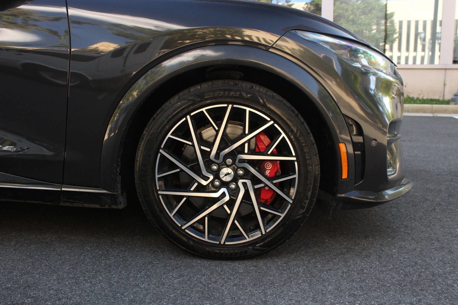 Used 2021 Ford Mustang Mach-E GT w/ GT Performance Edition AWD/4WD image 4