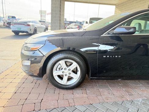 Used 2022 Chevrolet Malibu LS w/ Driver Confidence Package II image 5