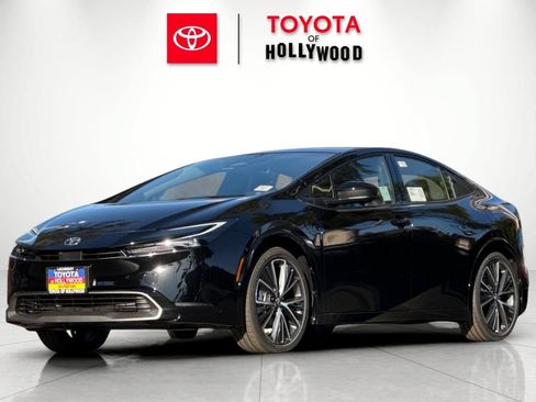 New 2027 Toyota Prius Limited FWD image 7