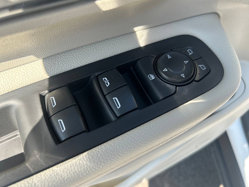 Used 2020 GMC Terrain Denali w/ Denali Premium Package AWD/4WD image 21
