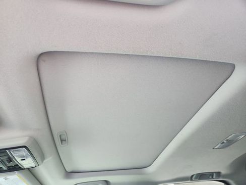 Used 2020 Toyota 4Runner Limited image 19