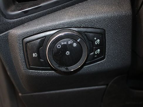 Used 2019 Ford EcoSport SE image 24