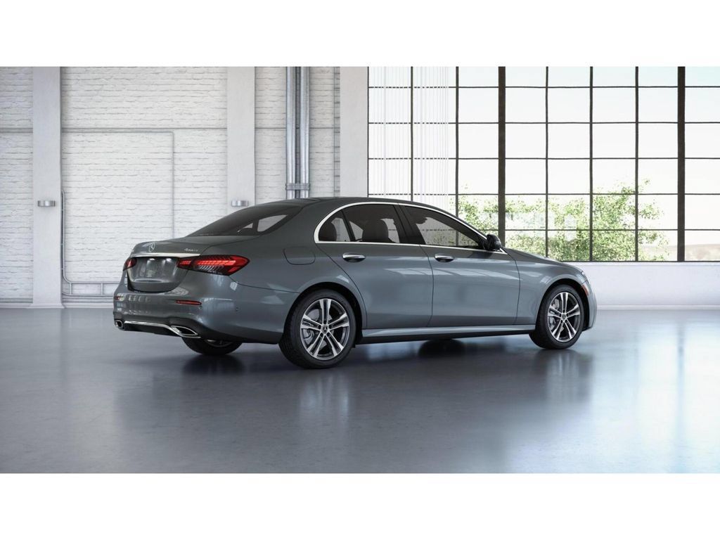 Used 2023 Mercedes-Benz E 350 4MATIC Sedan image 21