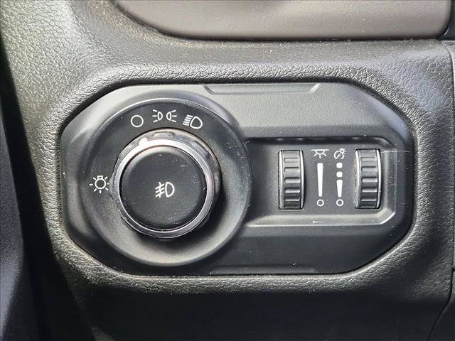 Used 2018 Jeep Wrangler Sport AWD/4WD image 23