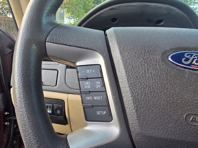 Used 2011 Ford Fusion SE w/ 202A Rapid Spec Order Code FWD image 24